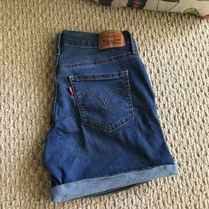 Levi Shorts